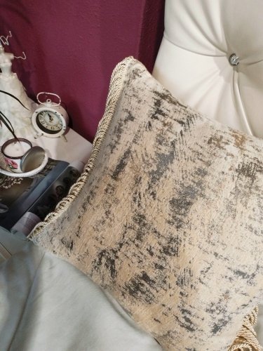 Декоративная подушка  с бахромой